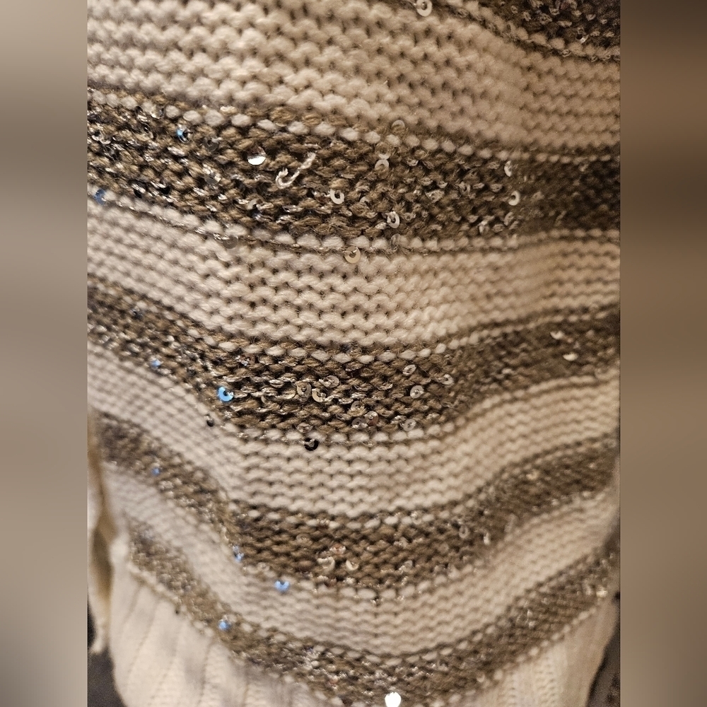 Arizona Jeans Co Cropped Striped Sequin Cable Knit Sweater - Picture 6 of 16